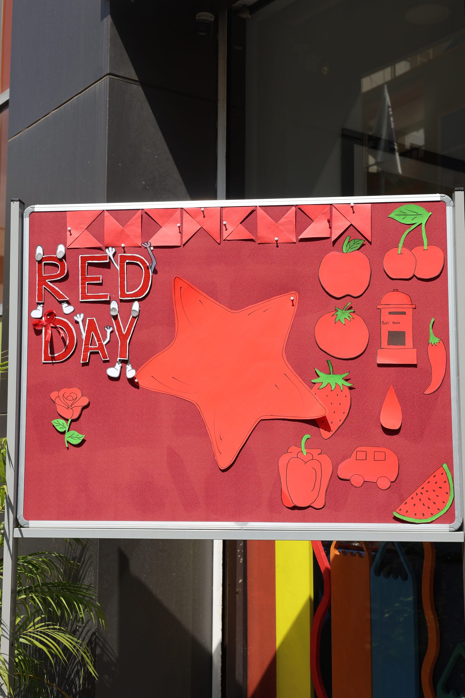 Red Day Theme Board